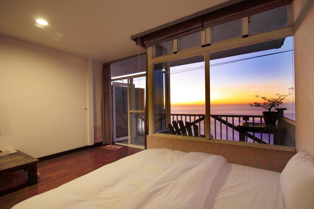 Sky Lounge B&B Zhushan Exterior photo
