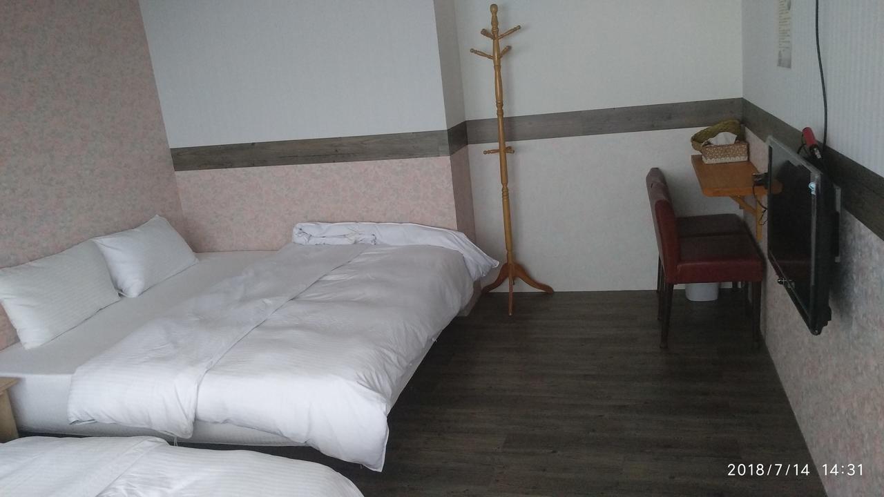 Sky Lounge B&B Zhushan Exterior photo